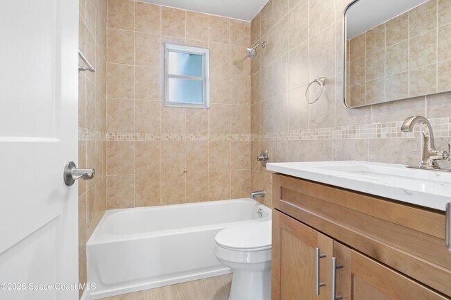 Building Photo - 2076 Abalone Ave