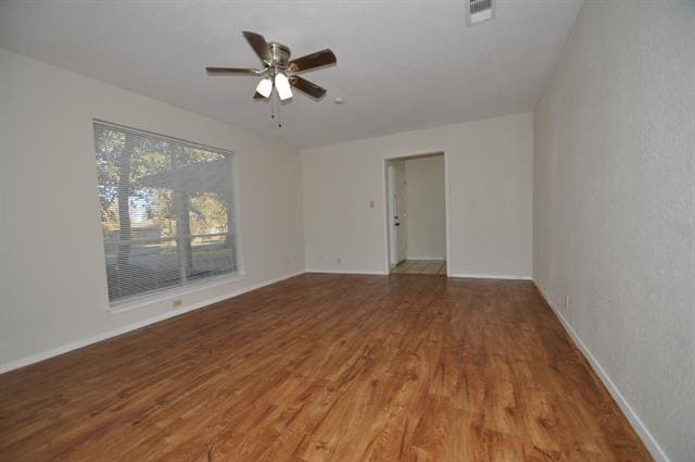 Building Photo - 2610 W Highland Dr