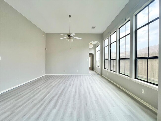 Building Photo - 3625 Standing Rock Dr
