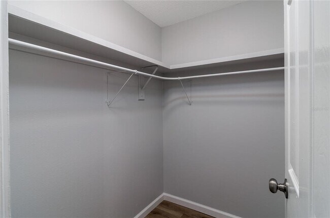 Building Photo - 269 E Tarpon Blvd NW