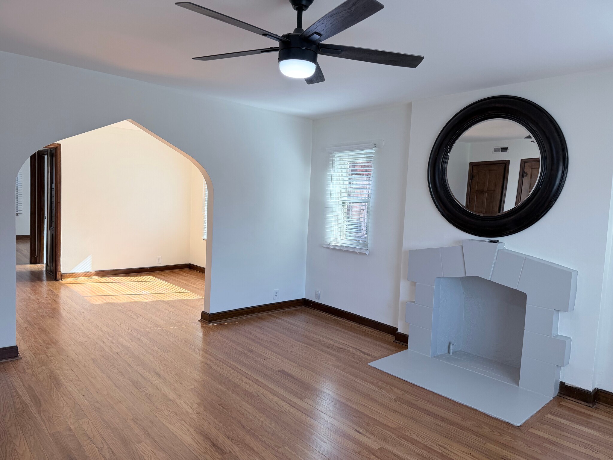 Building Photo - 1522 Northwest Blvd