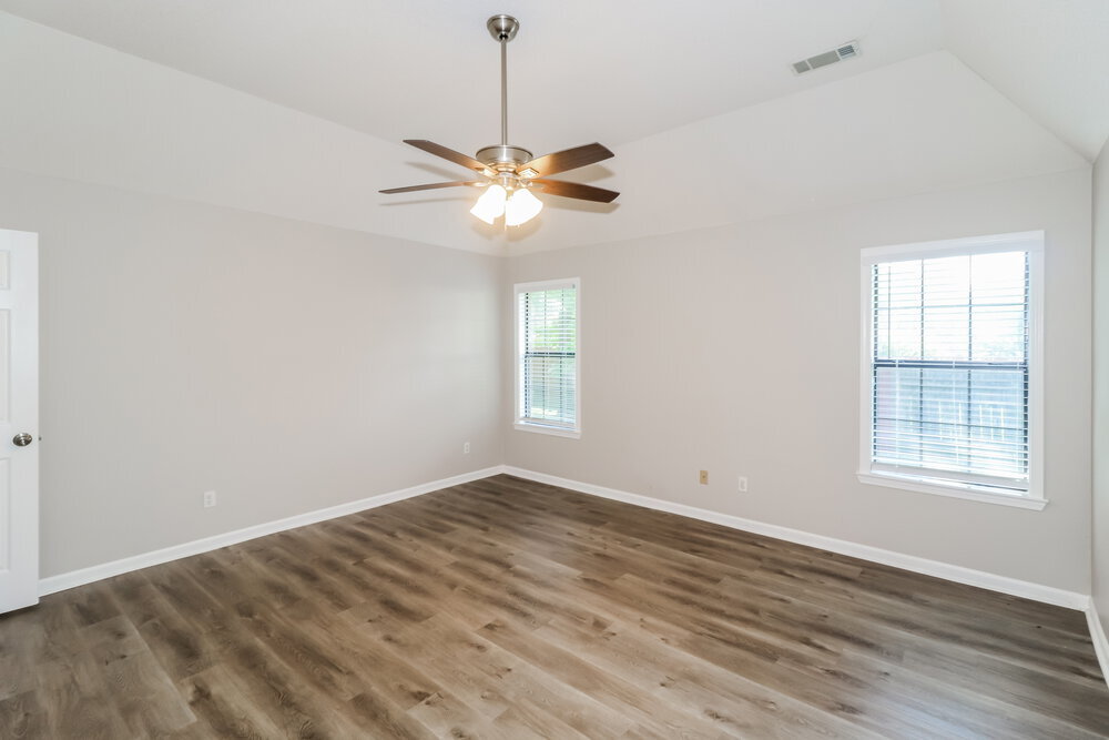 Building Photo - 3926 Pecan Trace Cove