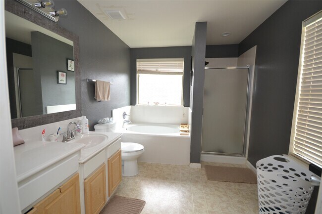 Building Photo - 20751 Cypress Post Dr