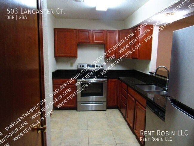 Building Photo - 503 Lancaster Ct