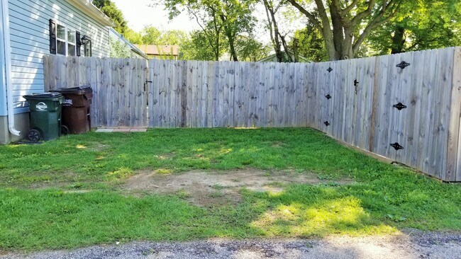 Building Photo - YOU CAN STOP YOUR SEARCH! Lyndon Rental with 3 Bedrooms, 2 Full Baths, Cape Cod Dollhouse, FOR RENT!