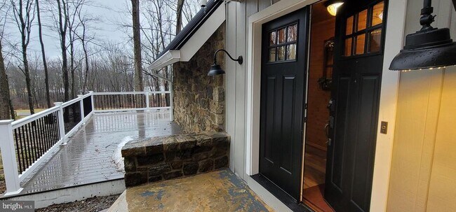 Building Photo - 151 Bollinger Rd