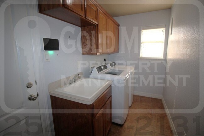 Building Photo - 1502 Loblolly Dr