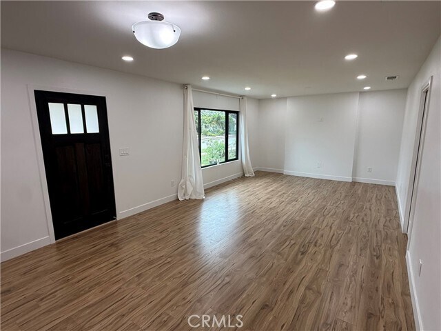 Building Photo - 15328 Flatbush Ave