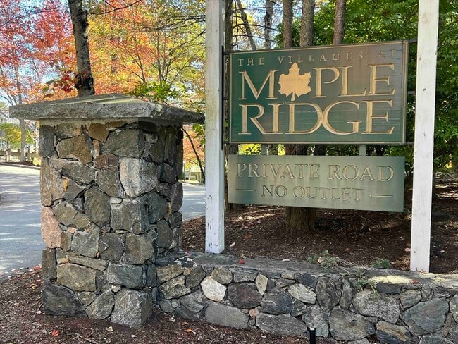 Building Photo - 9 Maple Ridge Dr