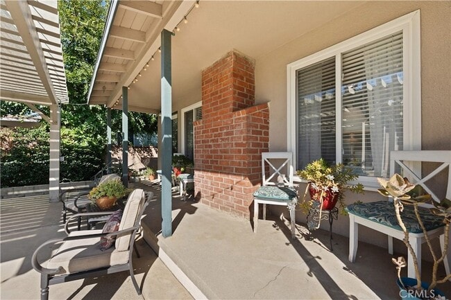 Building Photo - 855 N 3rd Ave