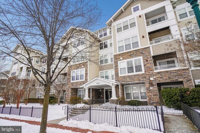 Building Photo - 12824 Clarksburg Square Rd