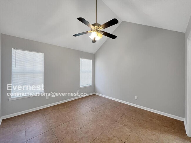 Building Photo - 7036 Foxhall Dr