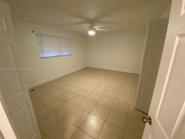 Building Photo - 2525 Polk St