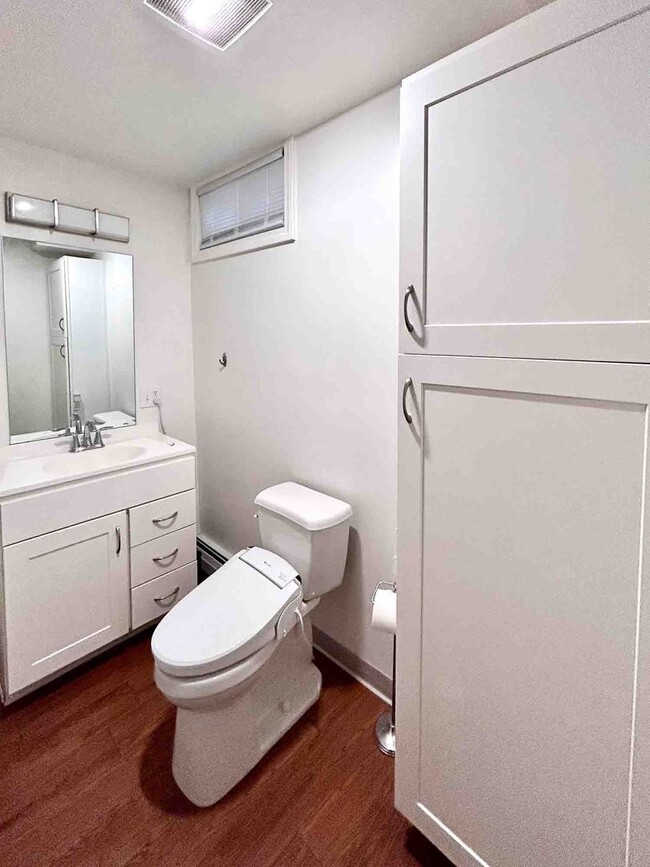 Building Photo - Spacious 3-Bedroom Apartment Near UVM with Private Entrance & Parking