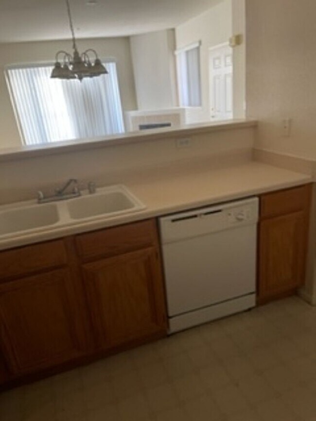 Building Photo - *Guard Gated @ Vistana- 1 Bedroom Condo!