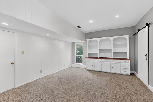 Building Photo - 1824 Cordell St