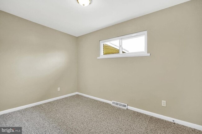 Primary Photo - Coming Soon- Beautiful 3 Bedroom, 1 Bath h...