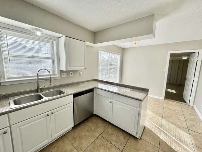 Building Photo - 3411 Emerald St