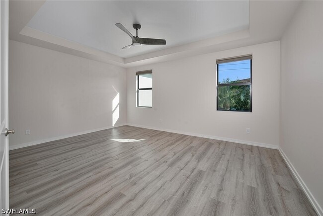 Building Photo - 13010 Pembroke Dr