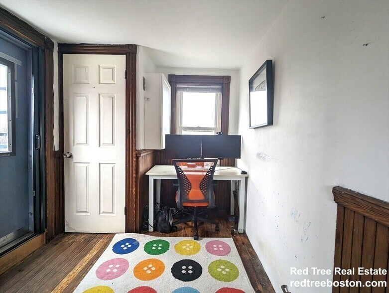 Building Photo - 336 Washington St