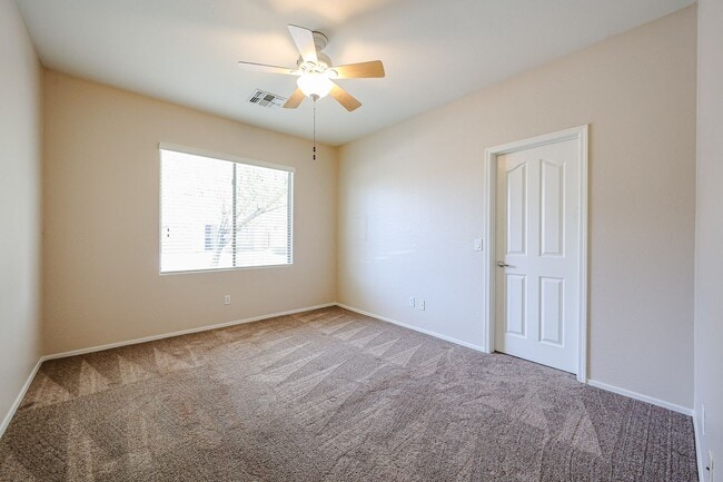 Building Photo - *GATED ENTRY*PRIME LOCATION*