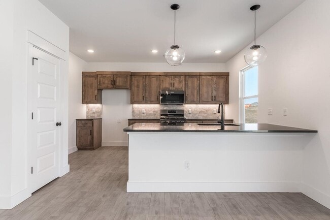 Building Photo - 1140 Ari Ave