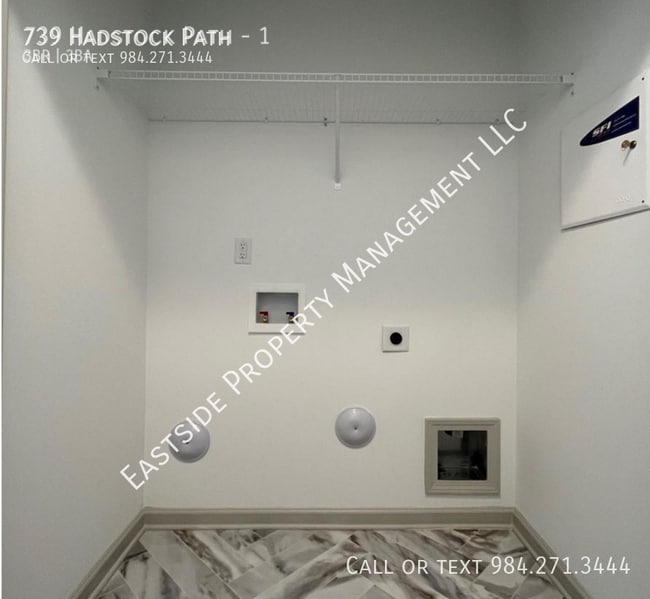 Building Photo - 739 Hadstock Path