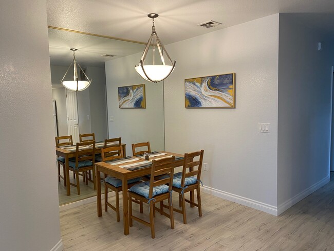 Dining room area - 215 Stone Pine Ln