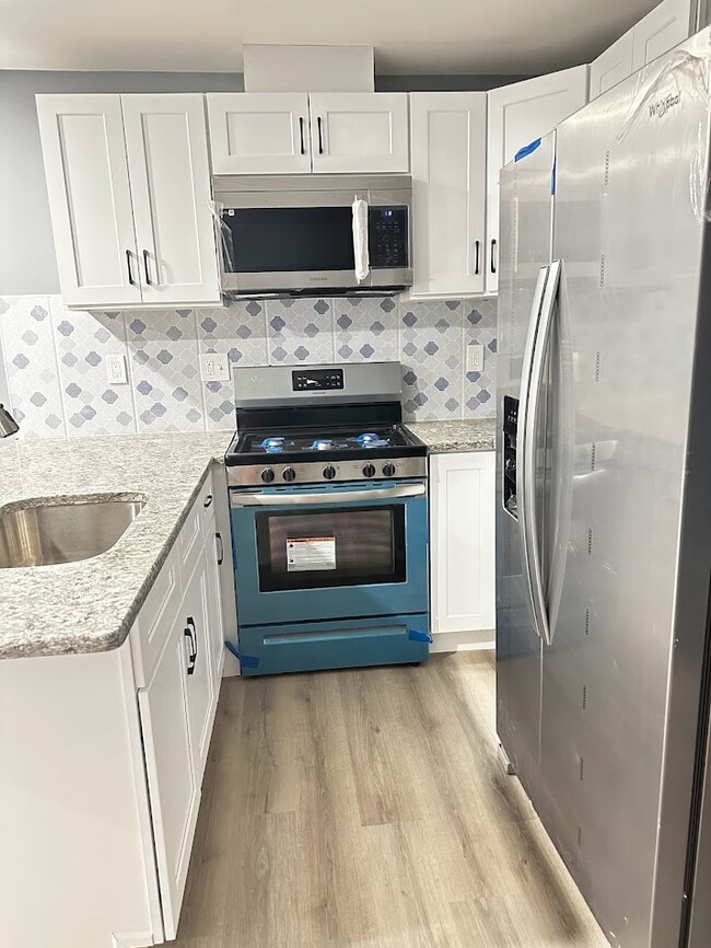 67 S Macdade Blvd 67 S Macdade Blvd Collingdale PA 19023 Apartment