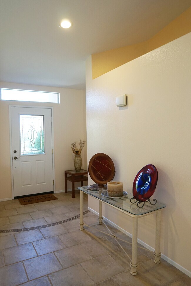 Building Photo - 81367 Avenida Camelia