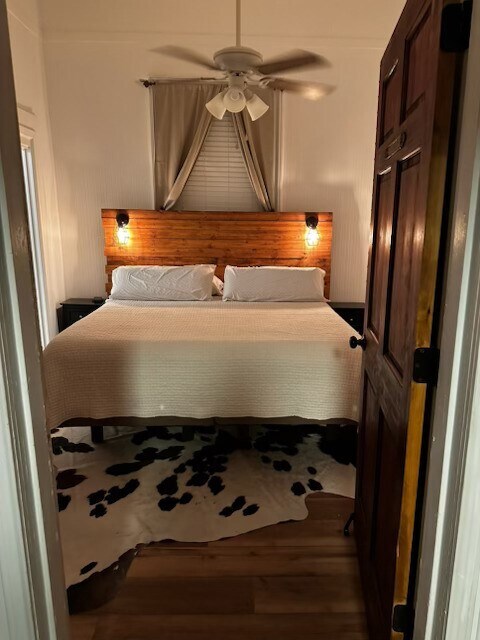 Building Photo - 1421 Winnie St