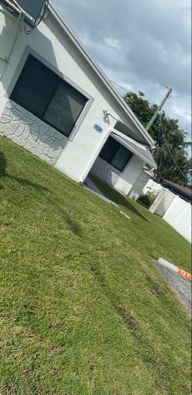 Building Photo - 2124 N 14th Ave