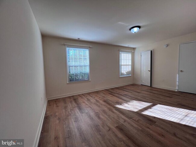 Building Photo - 782 Quince Orchard Blvd