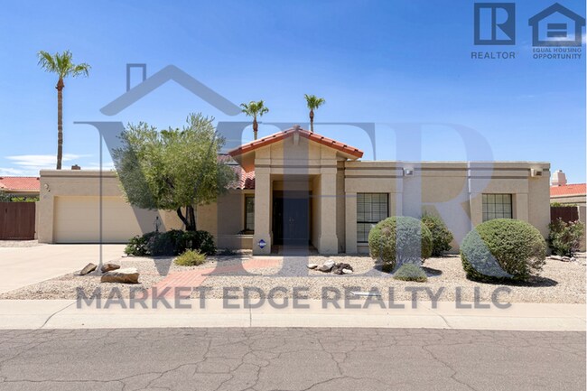 Primary Photo - 3Bed/2Bath Furnished Home w/Stunning Backy...