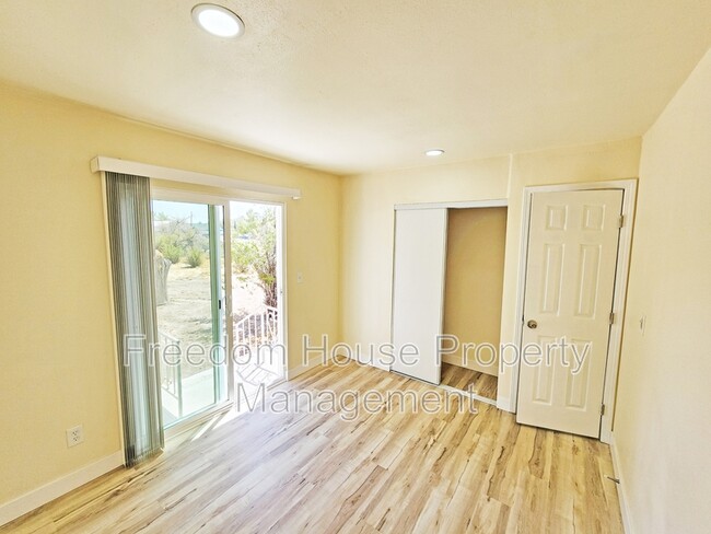 Building Photo - 7701 S Arabian Way