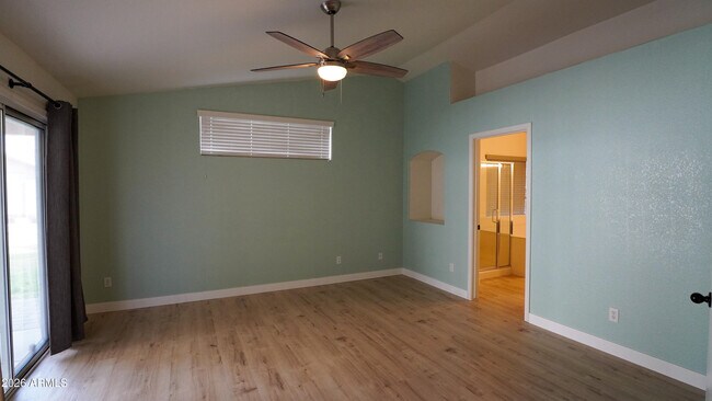 Building Photo - 15231 N 87th Dr