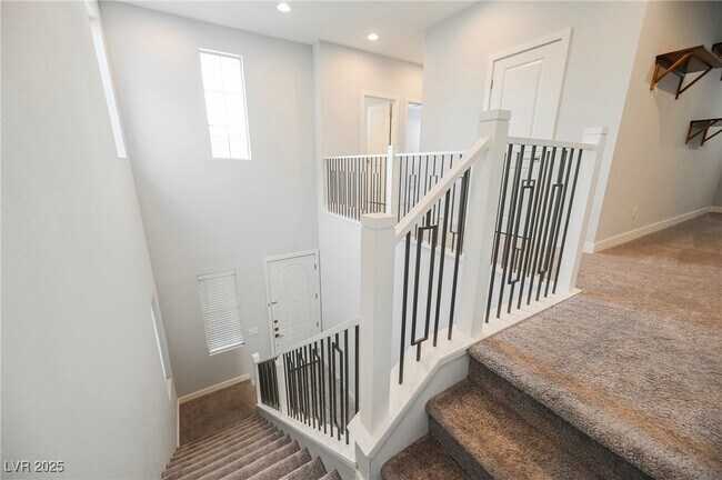 Building Photo - 27 Santo Mio Ct