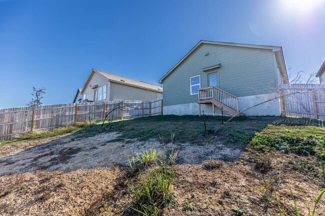 Building Photo - 9143 Coronal Rings