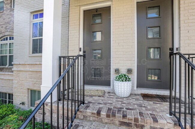 Building Photo - 4103 Township Pkwy