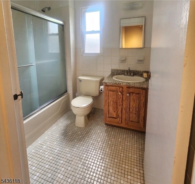 Building Photo - 43 Conforti Ave