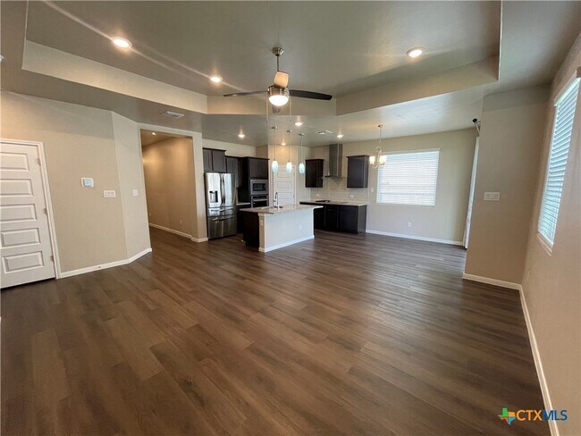 Building Photo - 3512 Donald Dr