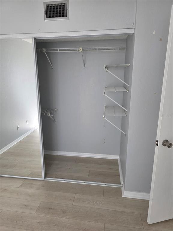 Building Photo - 6826 Stonesthrow Cir N