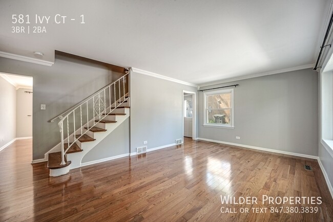 Building Photo - 581 Ivy Ct
