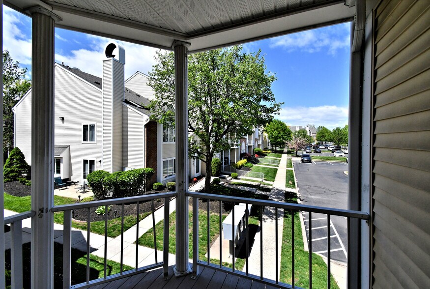 Building Photo - 90 Catherine Ct