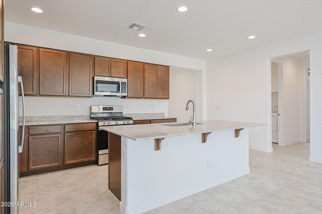 Building Photo - 14746 W Smoketree Dr