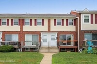 Building Photo - 10 Primrose Ln