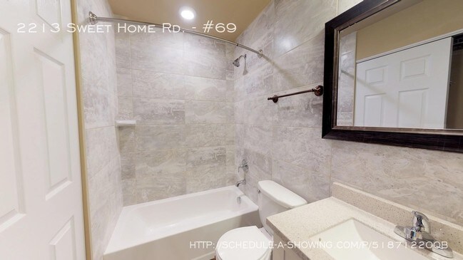 Building Photo - 2213 Sweet Home Rd