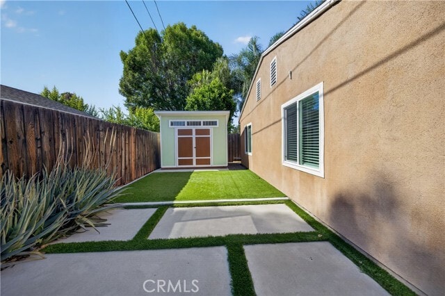 Building Photo - 6904 McLennan Ave