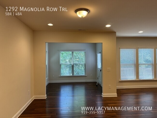 Building Photo - 1292 Magnolia Row Trail