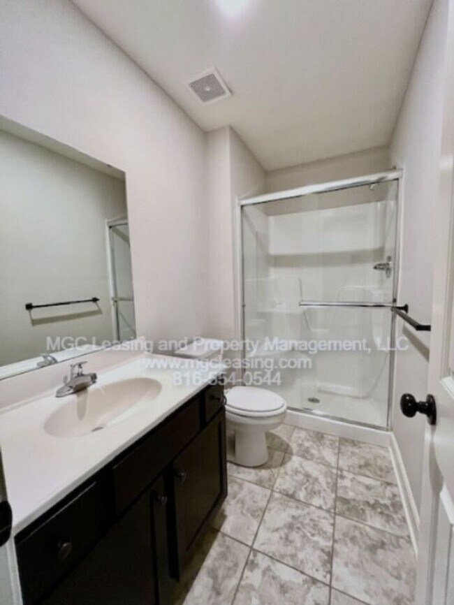 Building Photo - Timber Trails Townhomes | Available Now & Ready for Tours